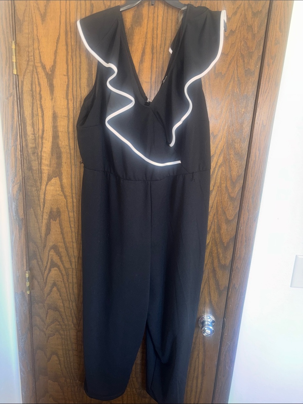 Bebe Ruffle Front Jumpsuit size 2X